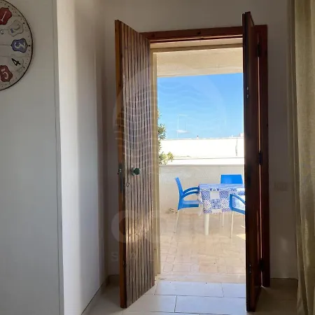 Larimar - Piano Primo Holiday home Torre Lapillo